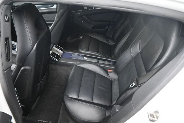 2016 Porsche Panamera 4