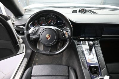 2016 Porsche Panamera 4
