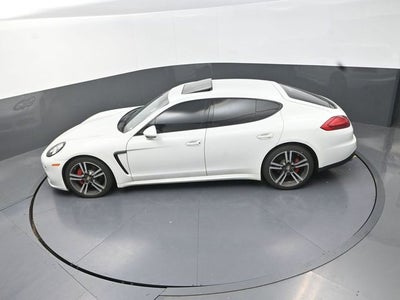 2016 Porsche Panamera 4
