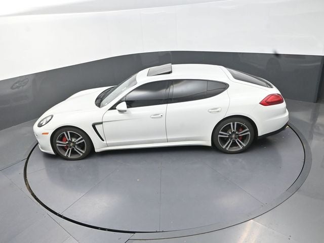 2016 Porsche Panamera 4