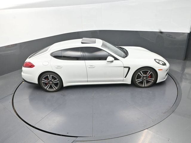 2016 Porsche Panamera 4
