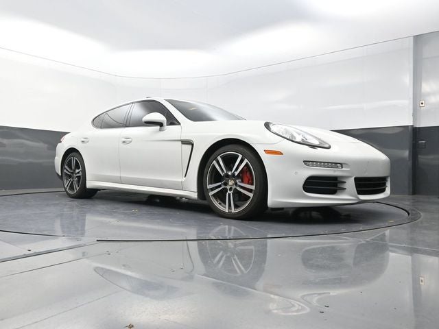 2016 Porsche Panamera 4