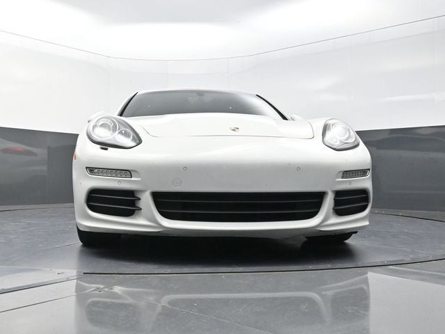 2016 Porsche Panamera 4