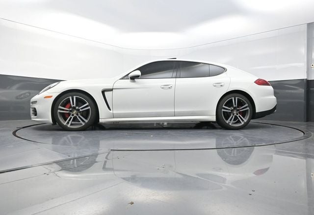 2016 Porsche Panamera 4