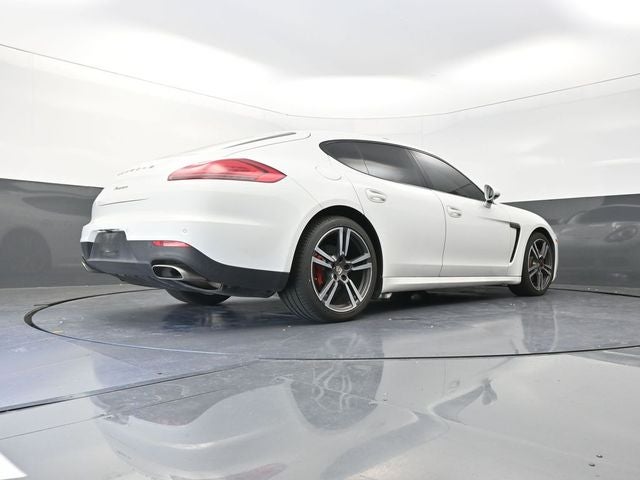 2016 Porsche Panamera 4