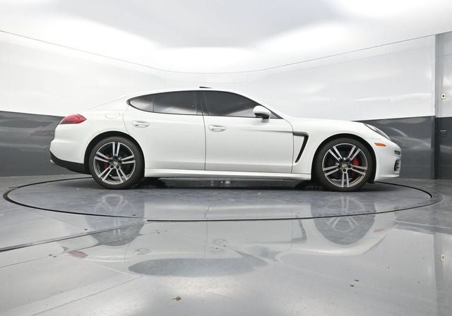 2016 Porsche Panamera 4