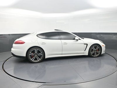 2016 Porsche Panamera 4