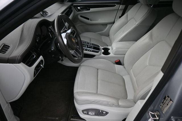 2019 Porsche Macan Base