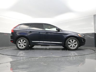 2016 Volvo XC60 T6 Drive-E