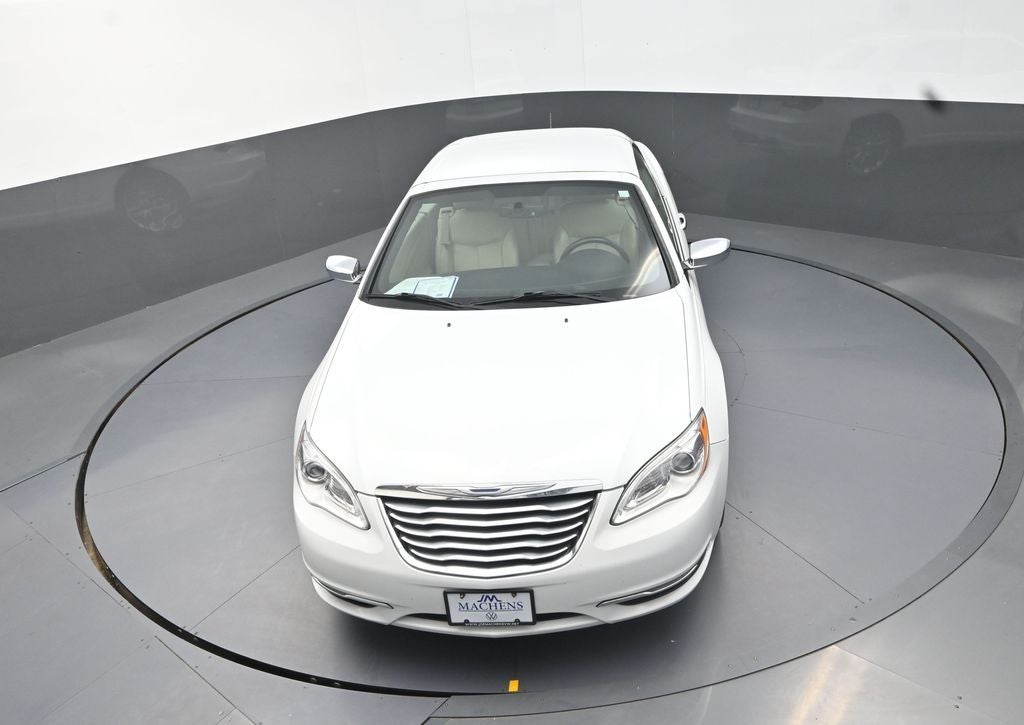 2011 Chrysler 200 Limited