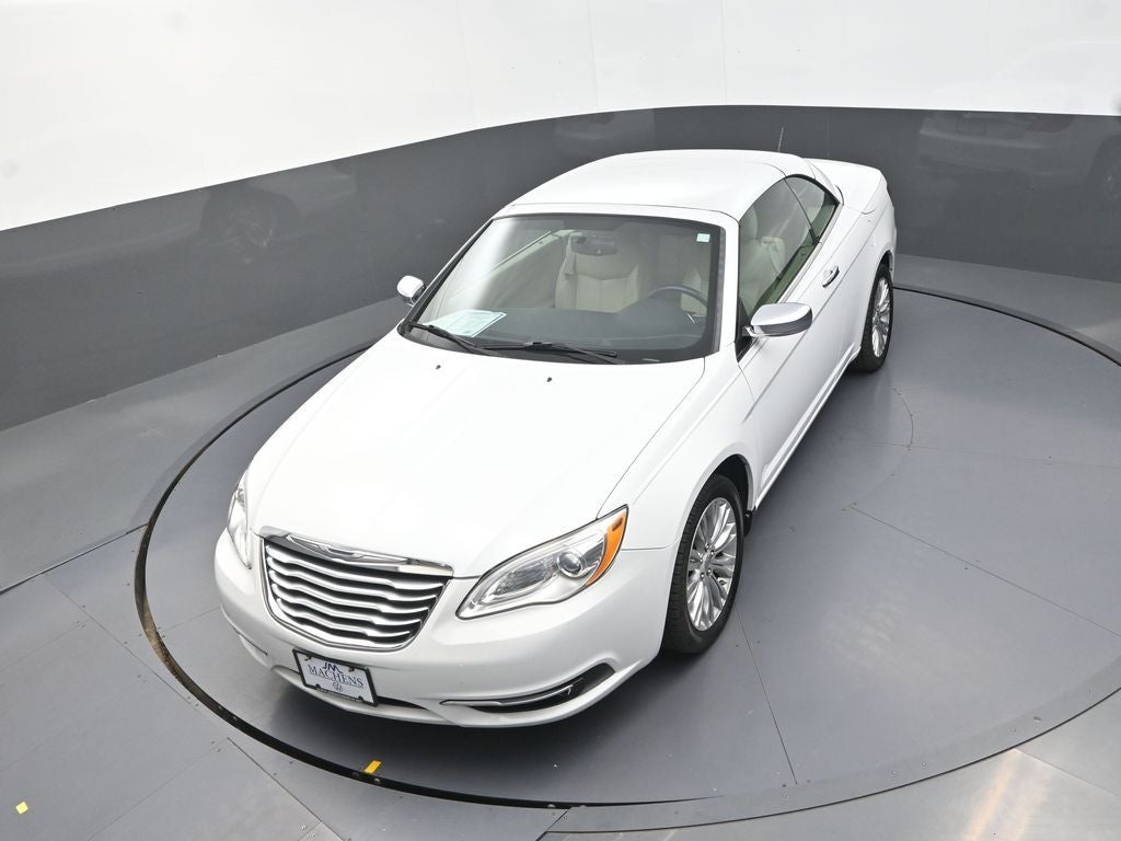 2011 Chrysler 200 Limited