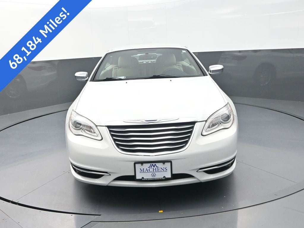 2011 Chrysler 200 Limited