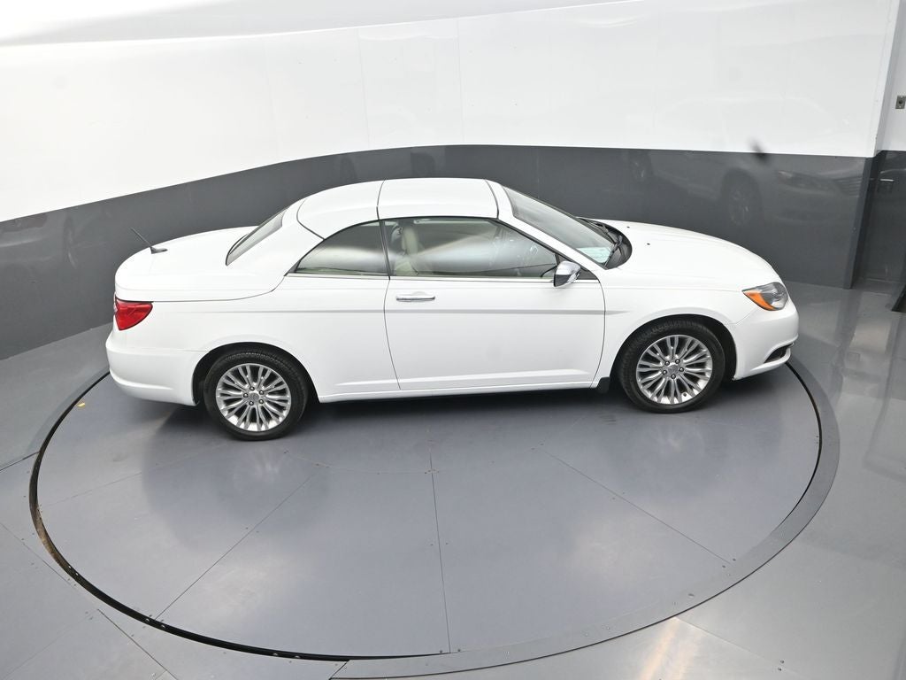 2011 Chrysler 200 Limited