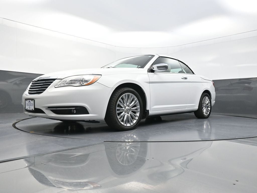 2011 Chrysler 200 Limited