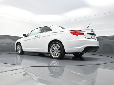 2011 Chrysler 200 Limited
