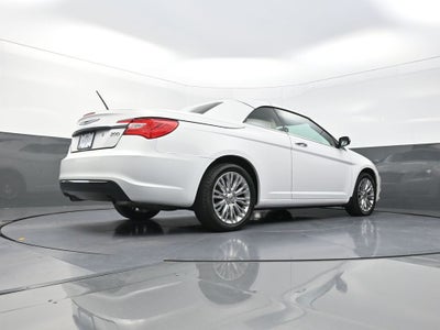 2011 Chrysler 200 Limited