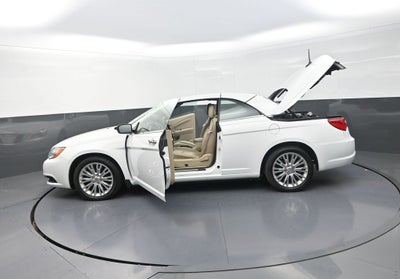 2011 Chrysler 200 Limited
