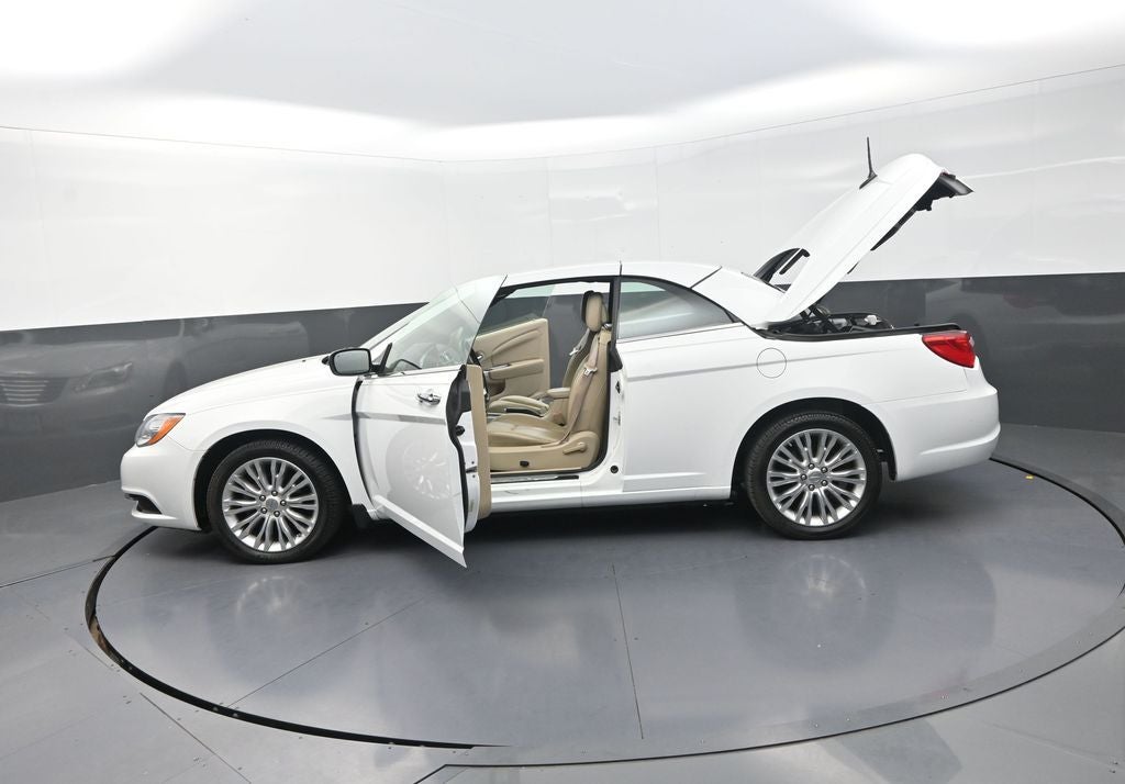 2011 Chrysler 200 Limited