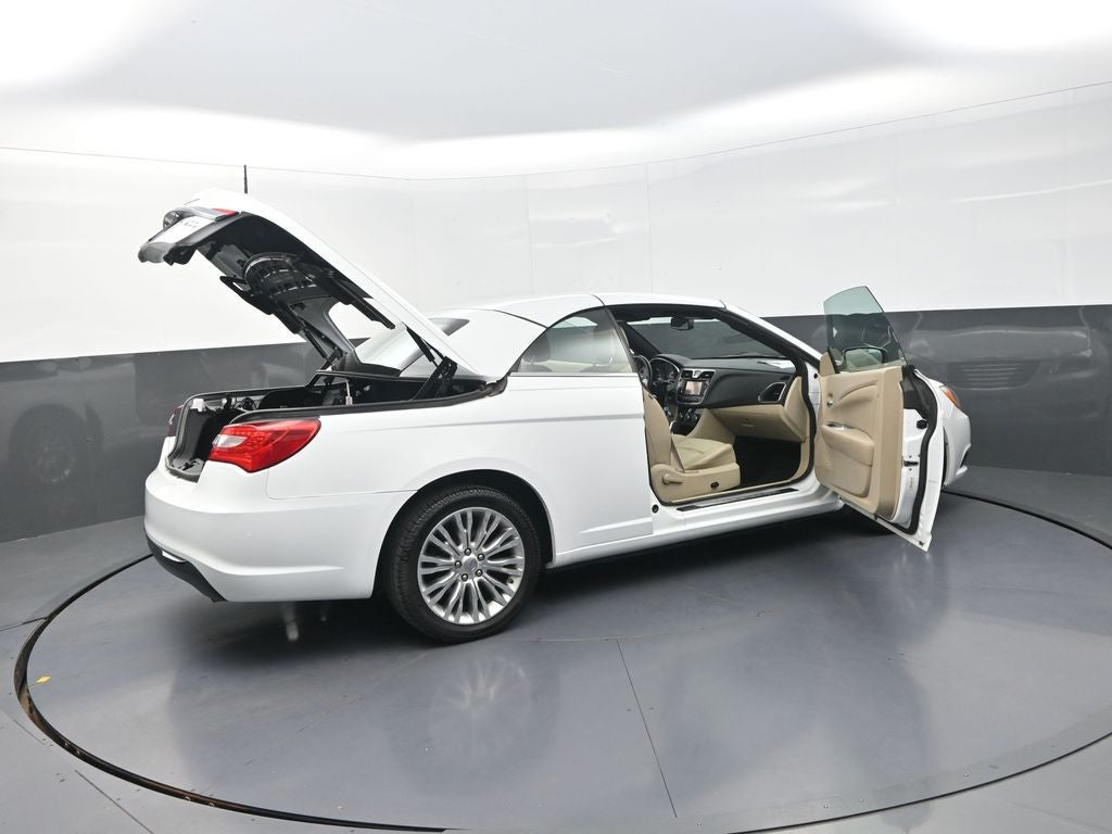 2011 Chrysler 200 Limited