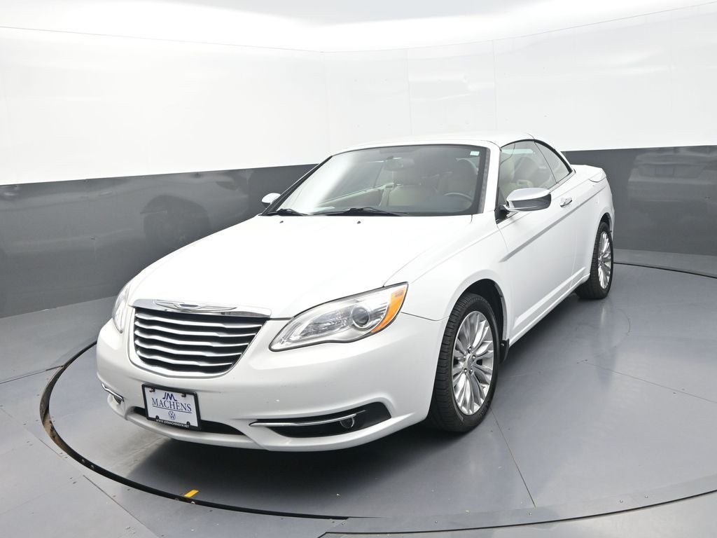 2011 Chrysler 200 Limited