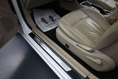 2011 Chrysler 200 Limited