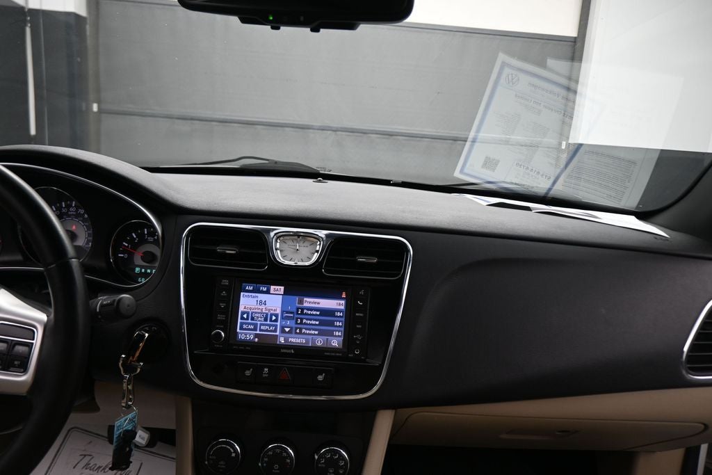 2011 Chrysler 200 Limited