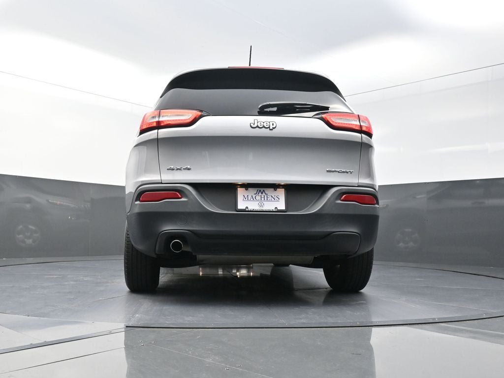 2017 Jeep Cherokee Sport