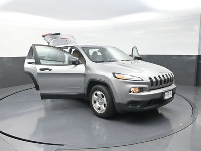 2017 Jeep Cherokee Sport