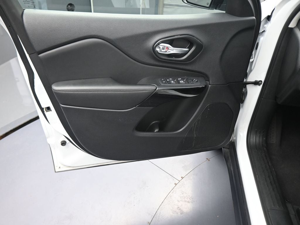 2023 Jeep Cherokee Altitude