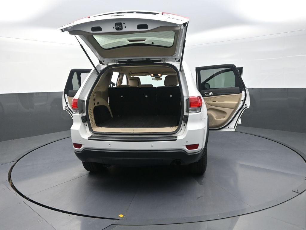 2019 Jeep Grand Cherokee Laredo E