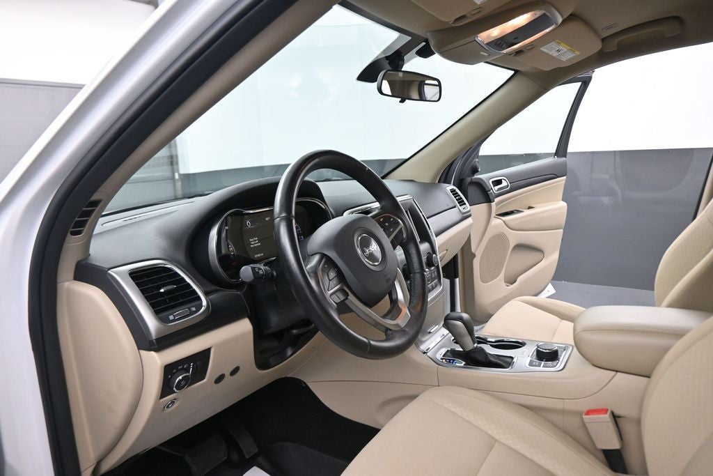 2019 Jeep Grand Cherokee Laredo E