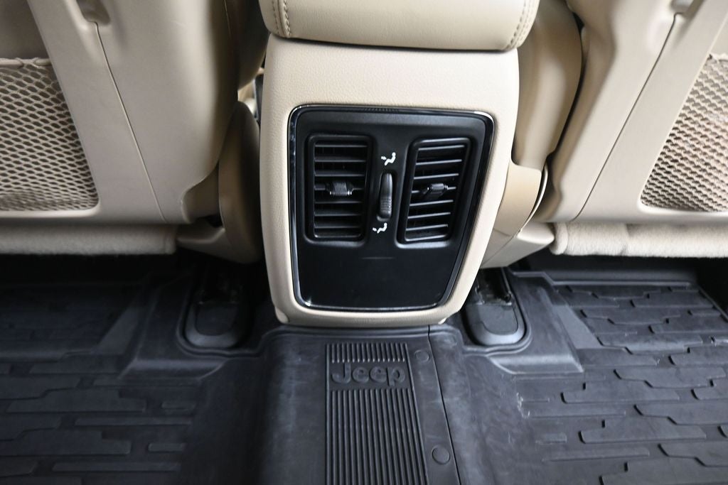 2019 Jeep Grand Cherokee Laredo E
