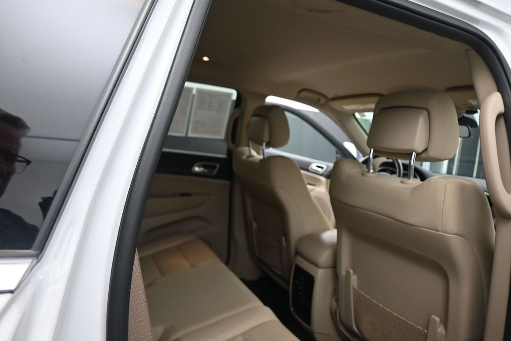 2019 Jeep Grand Cherokee Laredo E