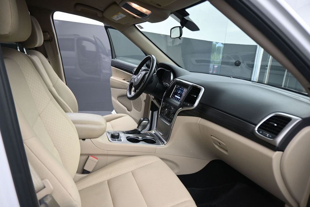 2019 Jeep Grand Cherokee Laredo E