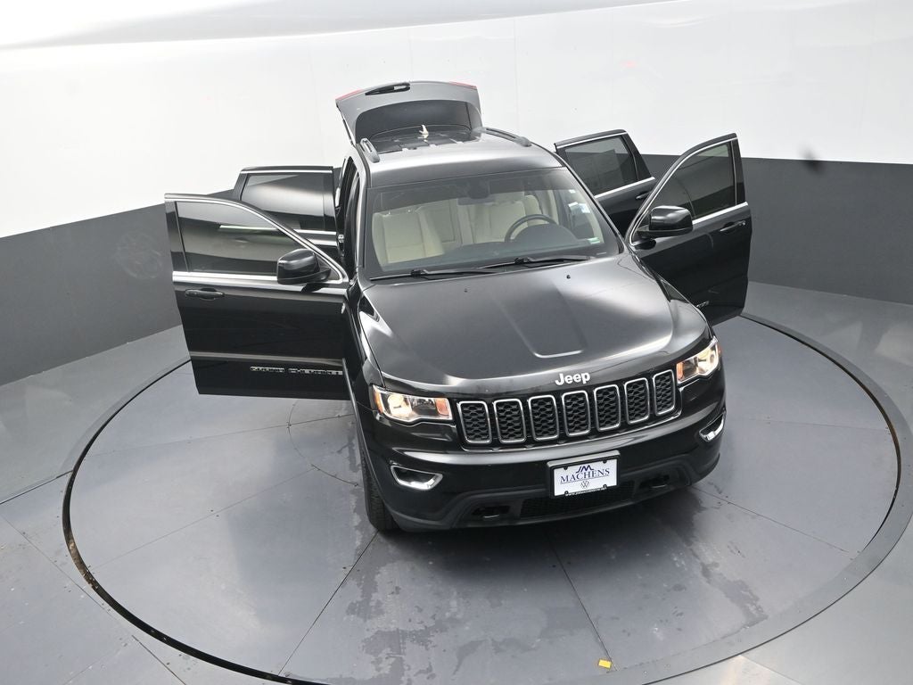 2018 Jeep Grand Cherokee Laredo E