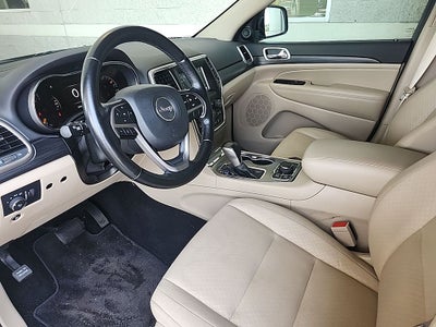 2020 Jeep Grand Cherokee Laredo E