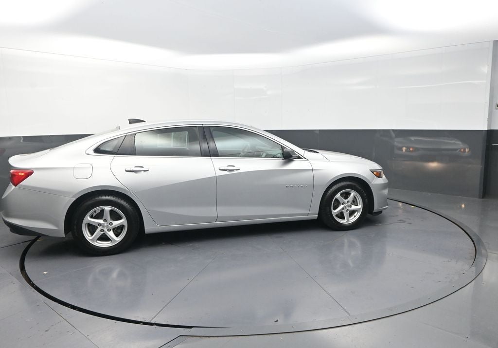2017 Chevrolet Malibu LS 1FL