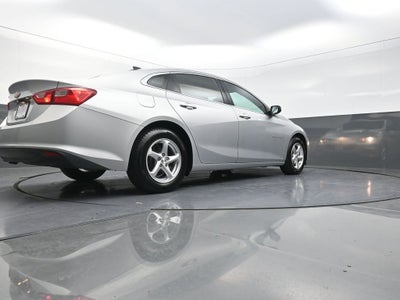 2017 Chevrolet Malibu LS 1FL