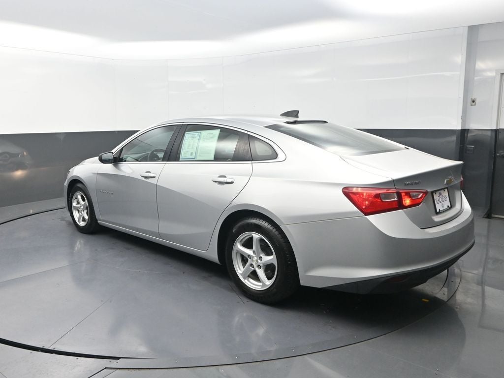 2017 Chevrolet Malibu LS 1FL