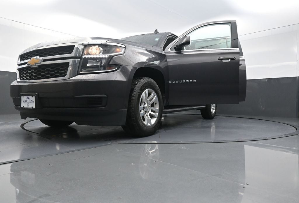 2017 Chevrolet Suburban LS