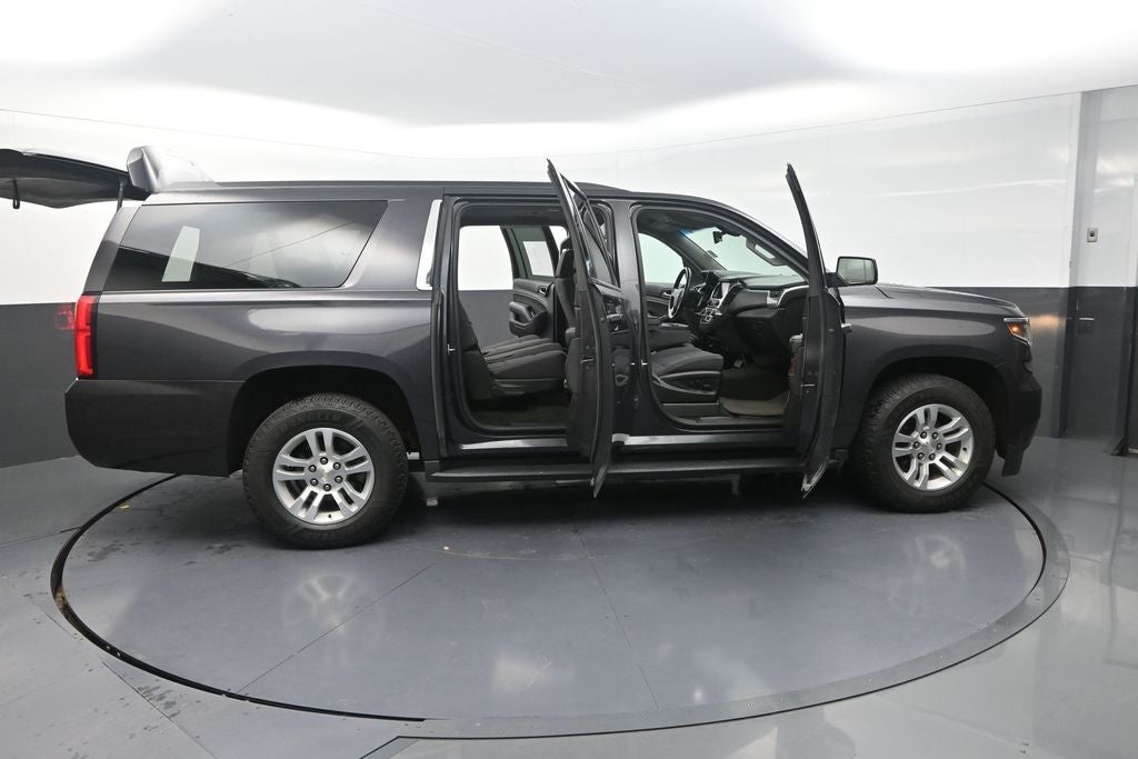 2017 Chevrolet Suburban LS
