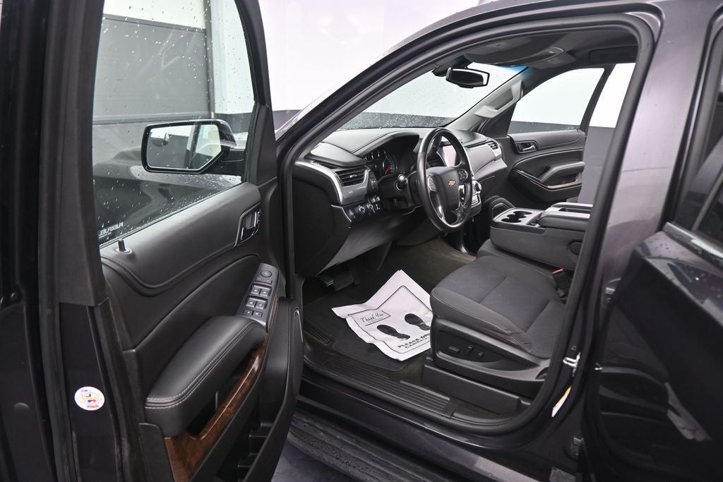 2017 Chevrolet Suburban LS