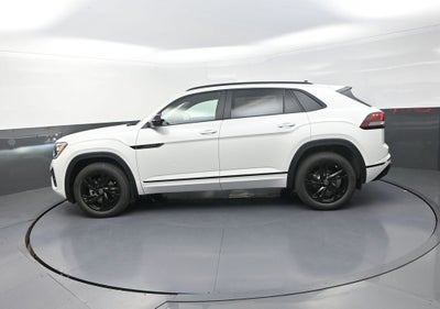 2026 Volkswagen Atlas Cross Sport 2.0T SEL R-Line Black