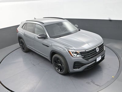 2026 Volkswagen Atlas Cross Sport 2.0T SEL R-Line Black