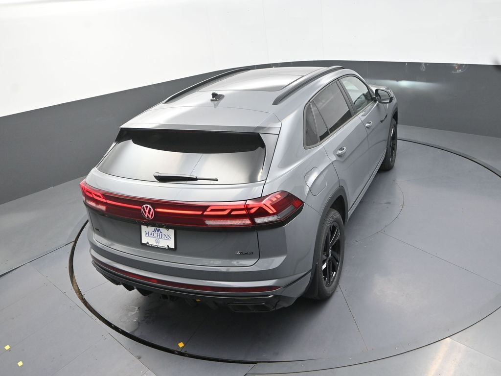 2026 Volkswagen Atlas Cross Sport 2.0T SEL R-Line Black