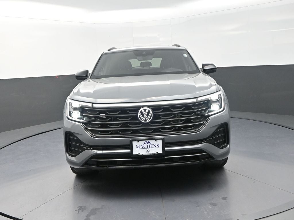 2026 Volkswagen Atlas Cross Sport 2.0T SEL R-Line Black