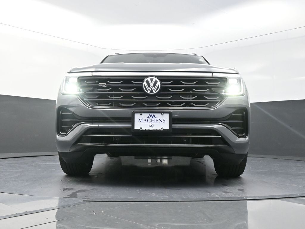 2026 Volkswagen Atlas Cross Sport 2.0T SEL R-Line Black