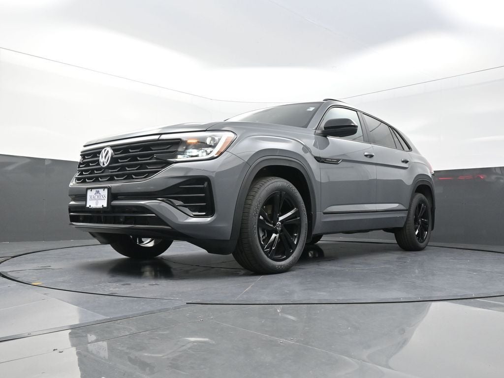2026 Volkswagen Atlas Cross Sport 2.0T SEL R-Line Black