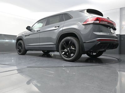 2026 Volkswagen Atlas Cross Sport 2.0T SEL R-Line Black