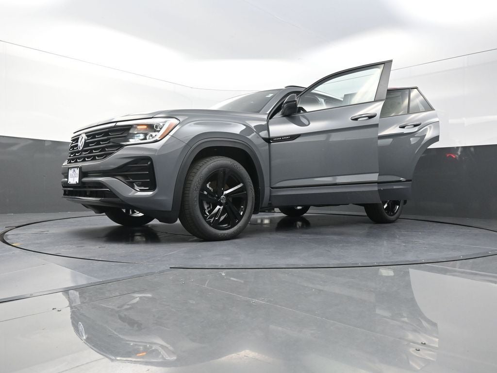 2026 Volkswagen Atlas Cross Sport 2.0T SEL R-Line Black
